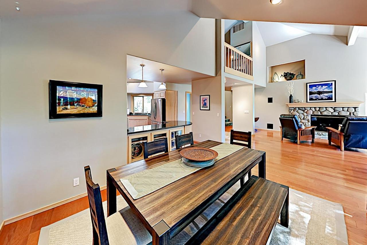 Tree Branch Cabin Sunriver Εξωτερικό φωτογραφία
