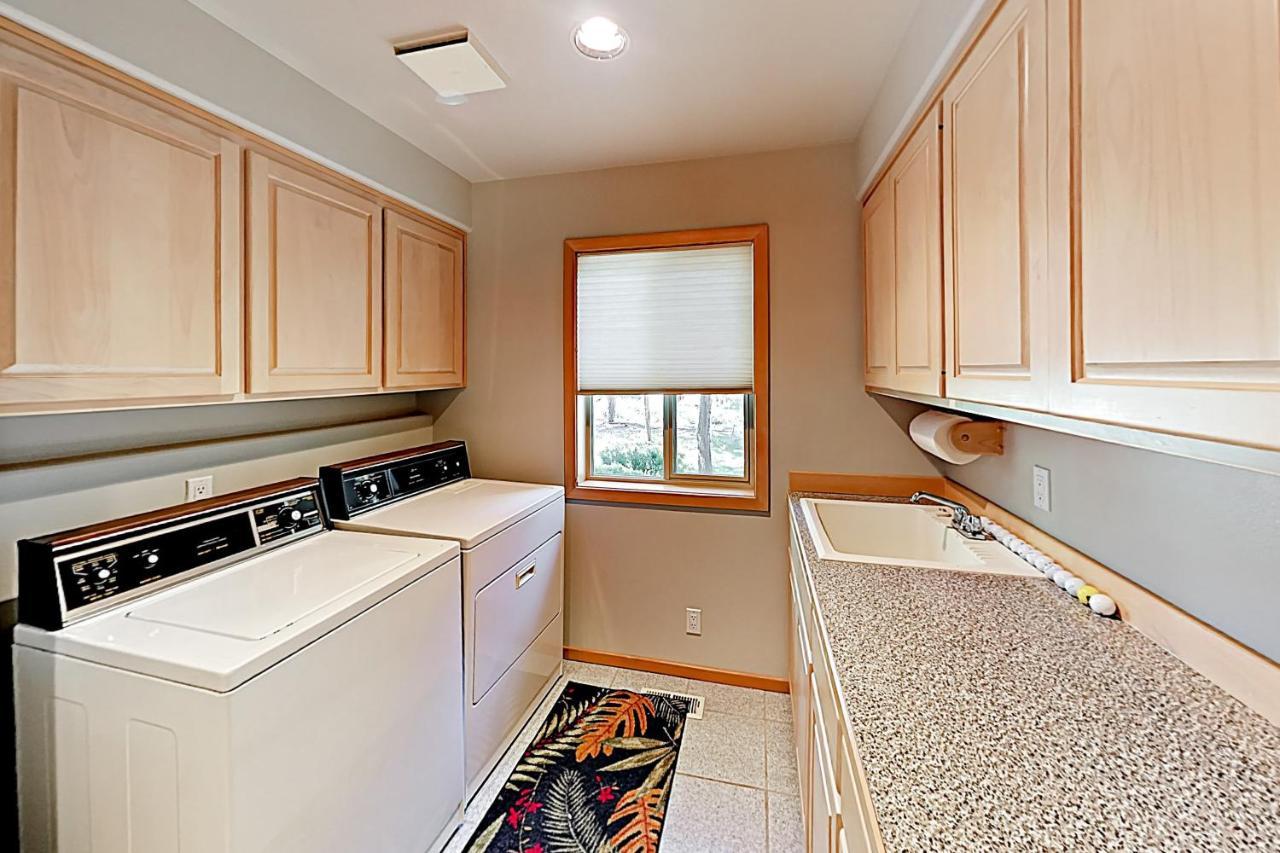 Tree Branch Cabin Sunriver Εξωτερικό φωτογραφία